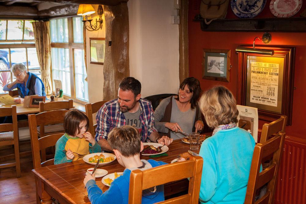 فندق The White Hart ستوكبريدج المظهر الخارجي الصورة