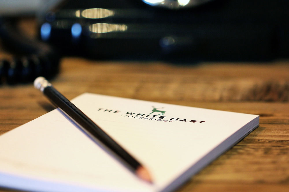فندق The White Hart ستوكبريدج المظهر الخارجي الصورة