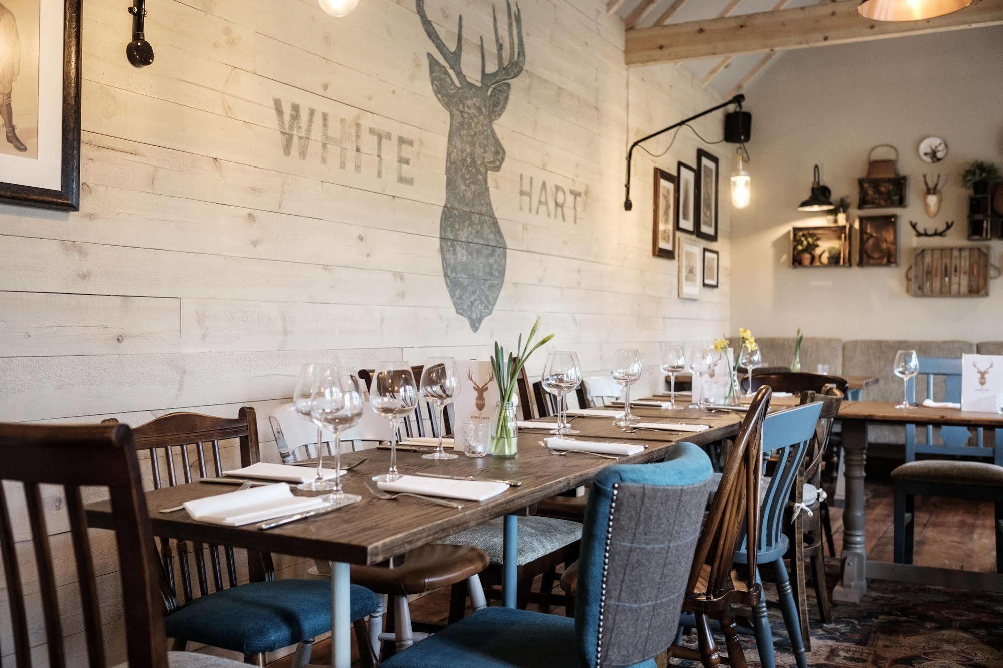 فندق The White Hart ستوكبريدج المظهر الخارجي الصورة